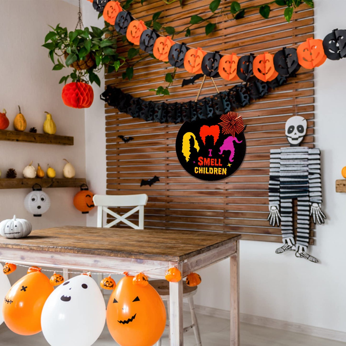 CYNDIE 12 inch Halloween Door Sign I Smell Children Wooden Black