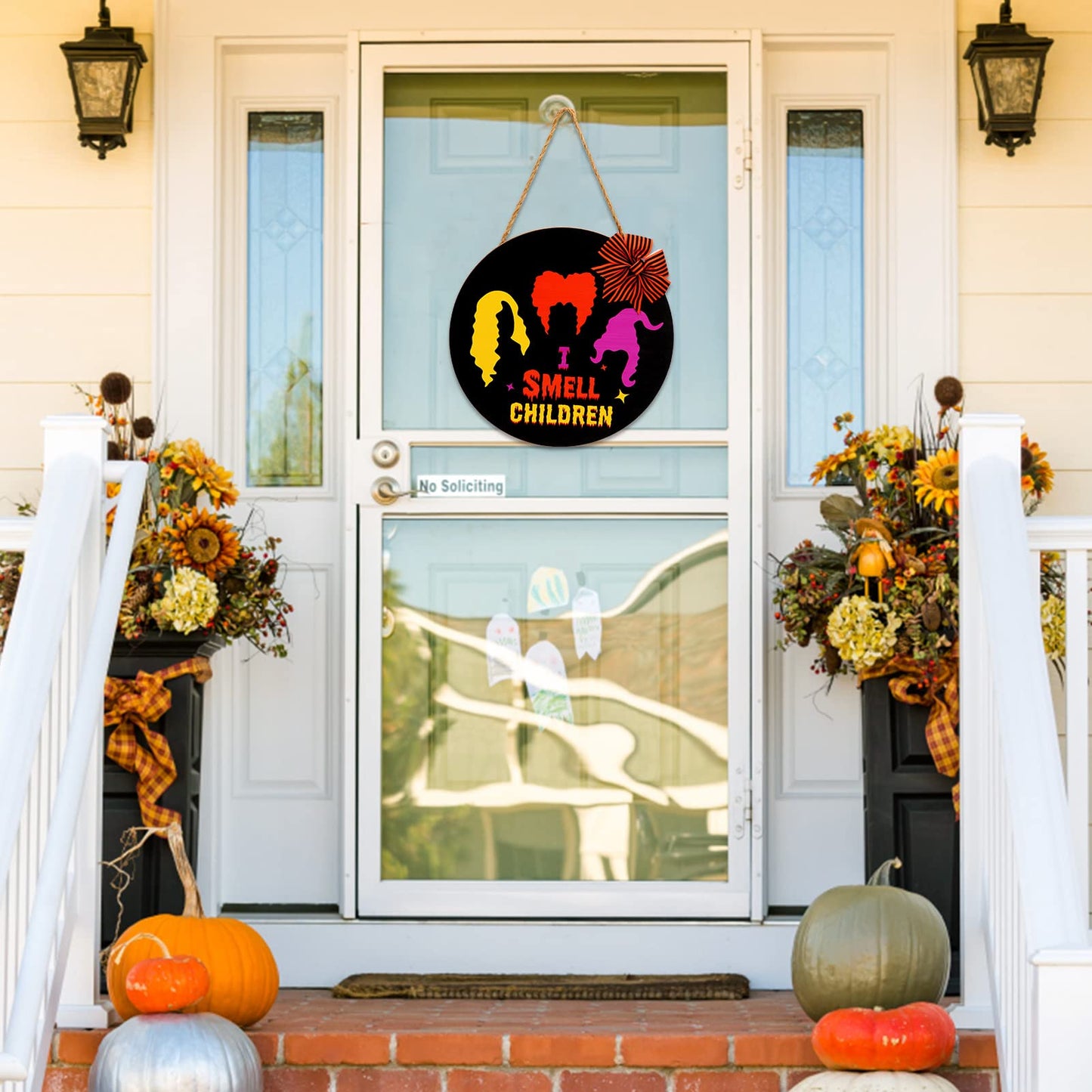 CYNDIE 12 inch Halloween Door Sign I Smell Children Wooden Black