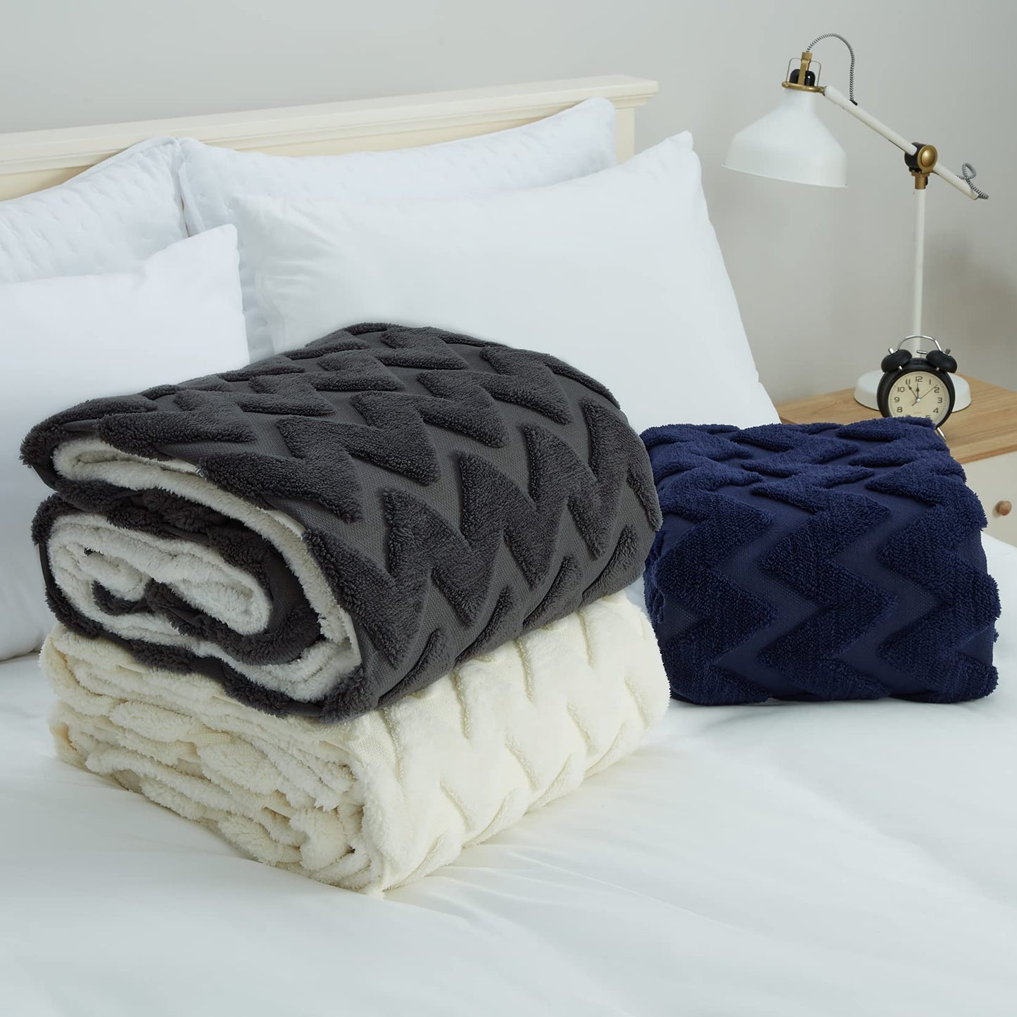 CAROMIO Sherpa Fleece Soft Plush Jacquard Fluffy Throw Blanket Creamy White 60 inch x 80 inch