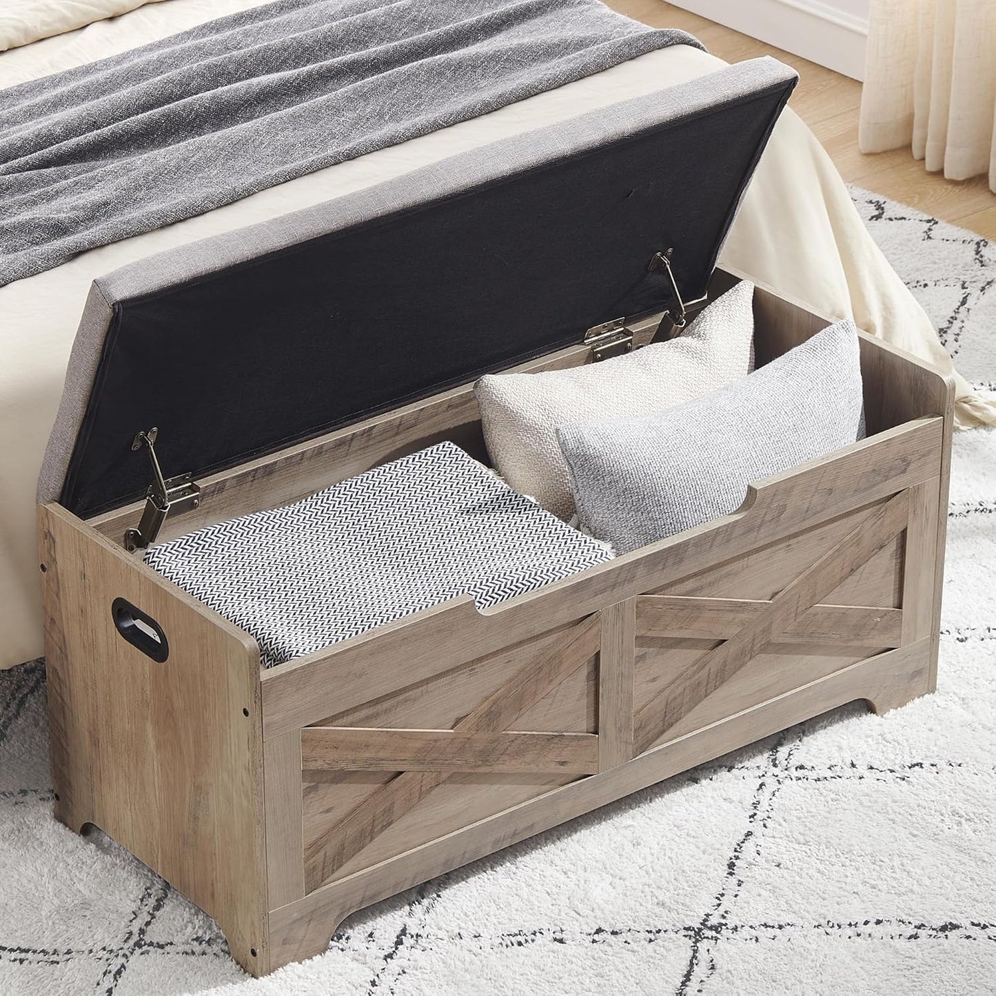 Garvee Lift Top Storage Chest, with Safety Hinge, Retro Color