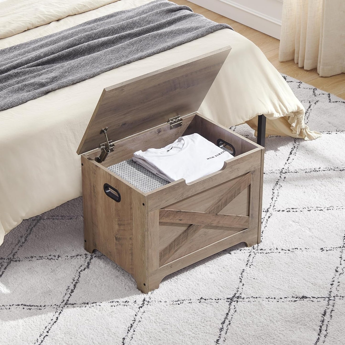 Garvee Lift Top Storage Chest, with Safety Hinge, Retro Color