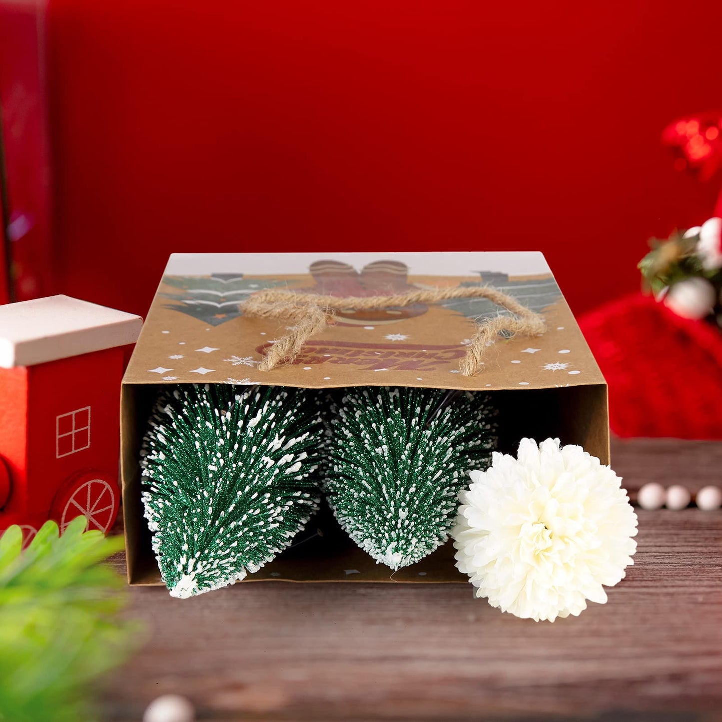 ThinkMax® Christmas Kraft Gift Bags